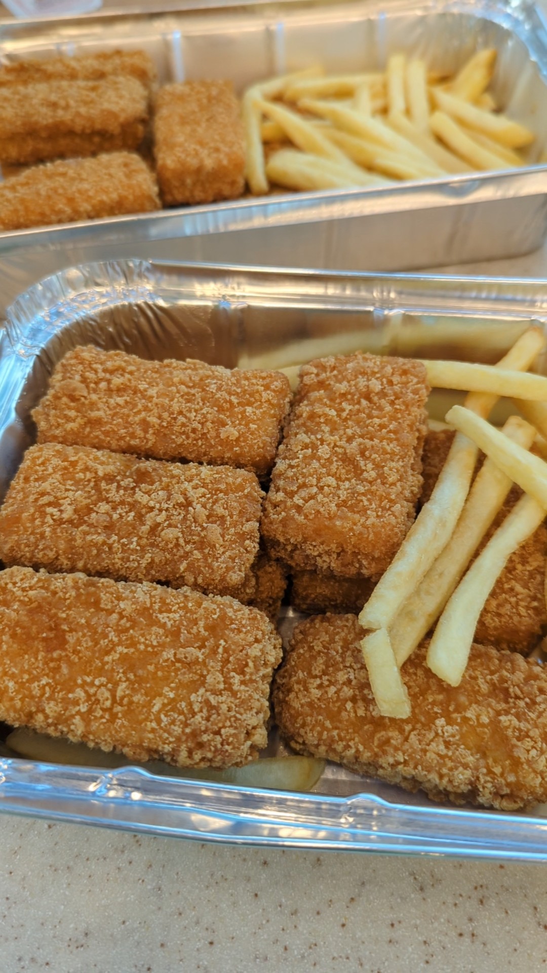 Albaik, Dubai Mall: Saudi Arabia’s Best Broasted Chicken and Chicken Nuggets
